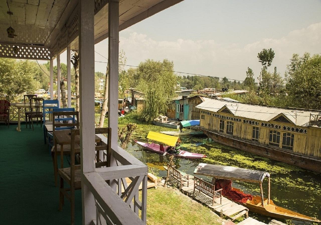 Hotel Chachoo Palace Srinagar  Exterior photo